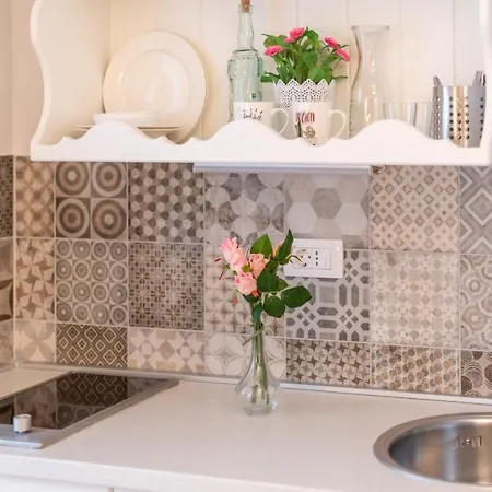 Old Romantic 4 With Free Private Parking Apartament Pula