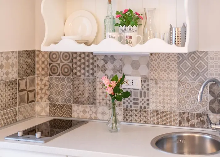 Old Romantic 4 With Free Private Parking アパート プーラ