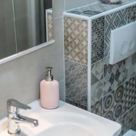 Old Romantic 4 With Free Private Parking Pula